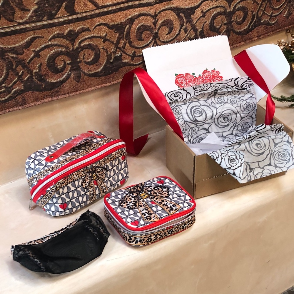 Brighton Red and Black Travel Set